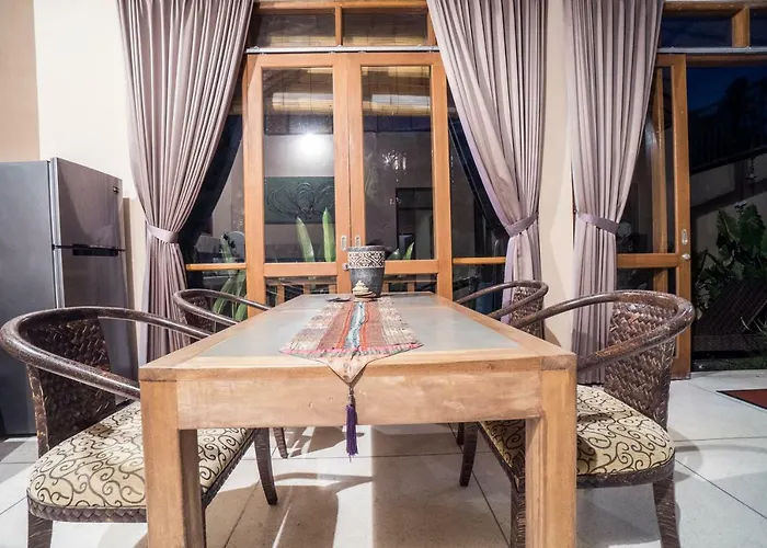 Gajah Biru Bungalows